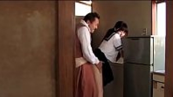 เอากัน เย็ดลูกสาว เย็ดท่าหมา เย็ดคาชุดนักเรียน เย็ดครอบครัว หนังโป๊เย็ดลูกเมีย หนังโป๊เย็ด